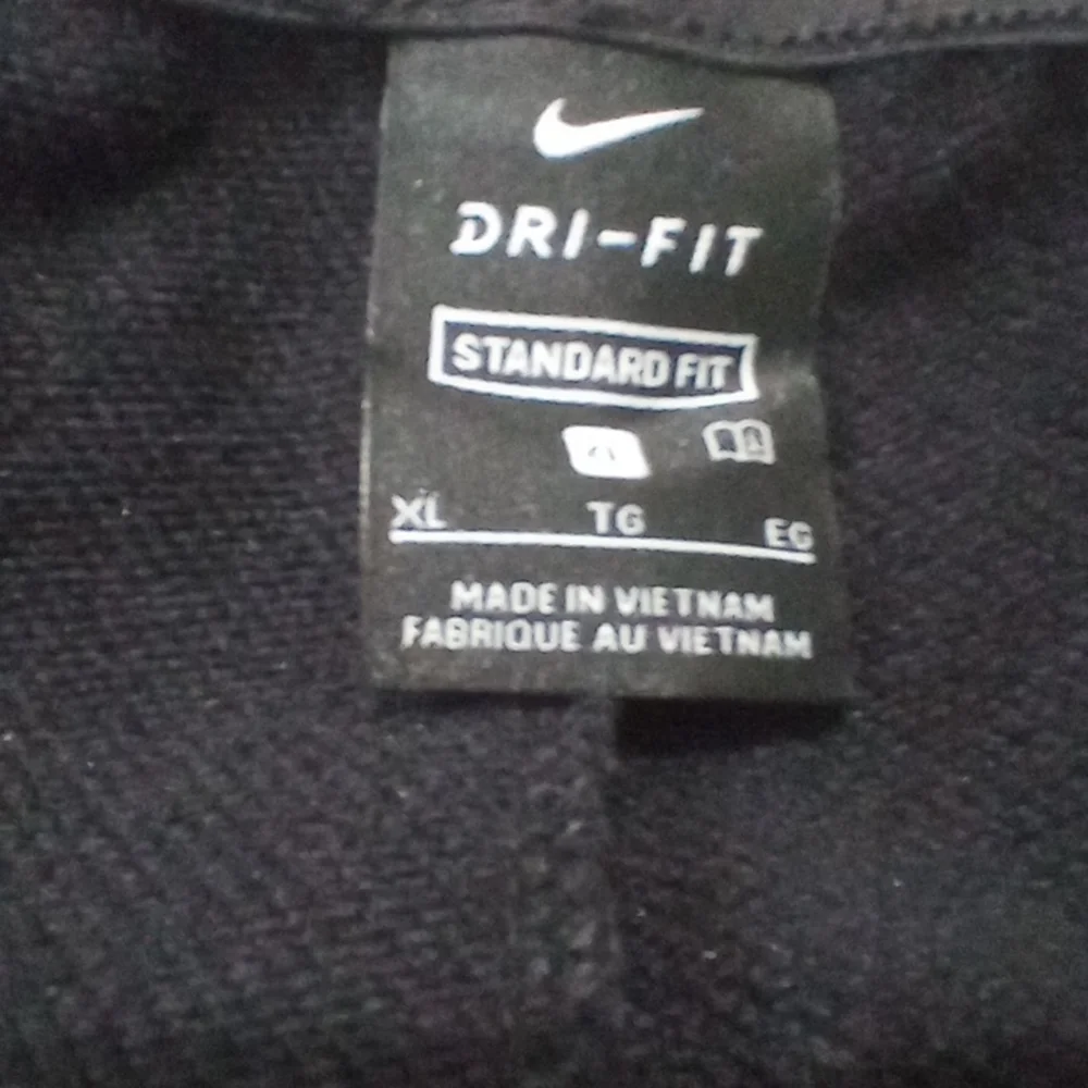 Nike sweats ( standard fit ) - Picture 7 of 7